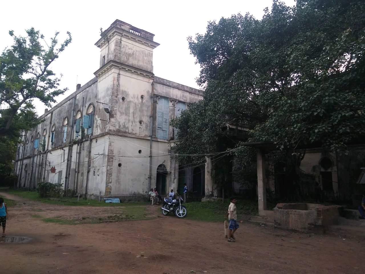 The main gate of Banabas Boys Hostel